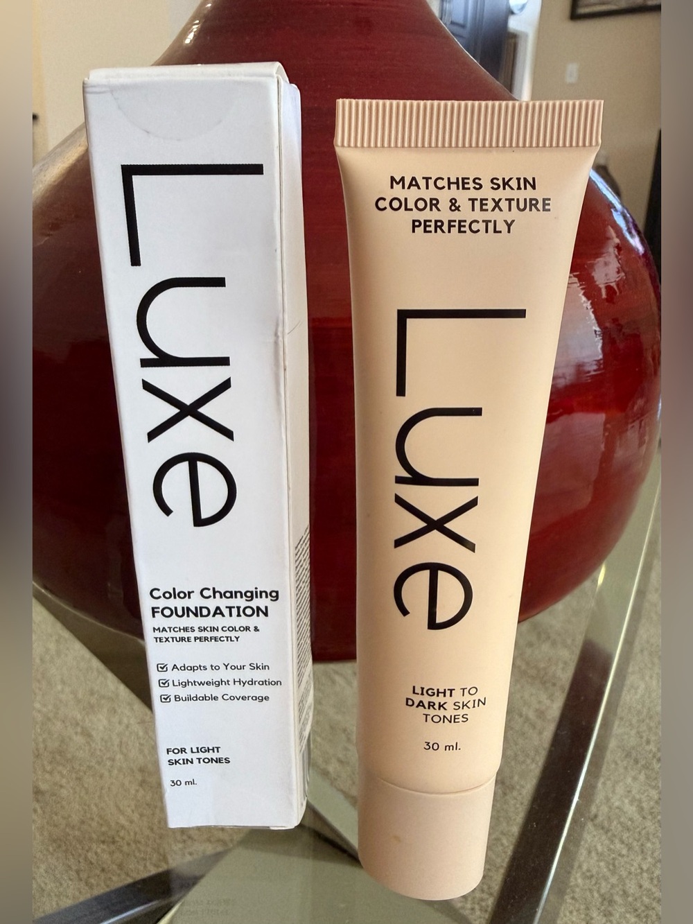 Two Luxe Lightweight Colorchange Foundation Tinted Skin Perfector - Nude Beige - Picture 2 of 5